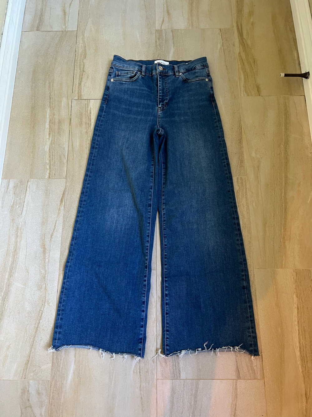 Frame Denim Blue Midwash Straight Jeans